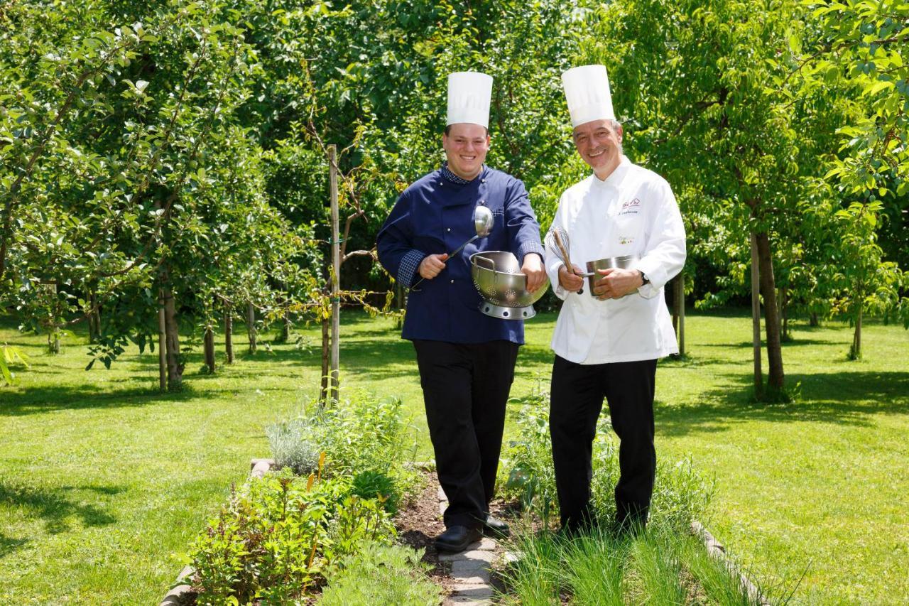Hotel Neuhausmuehle Vilpiano Екстер'єр фото
