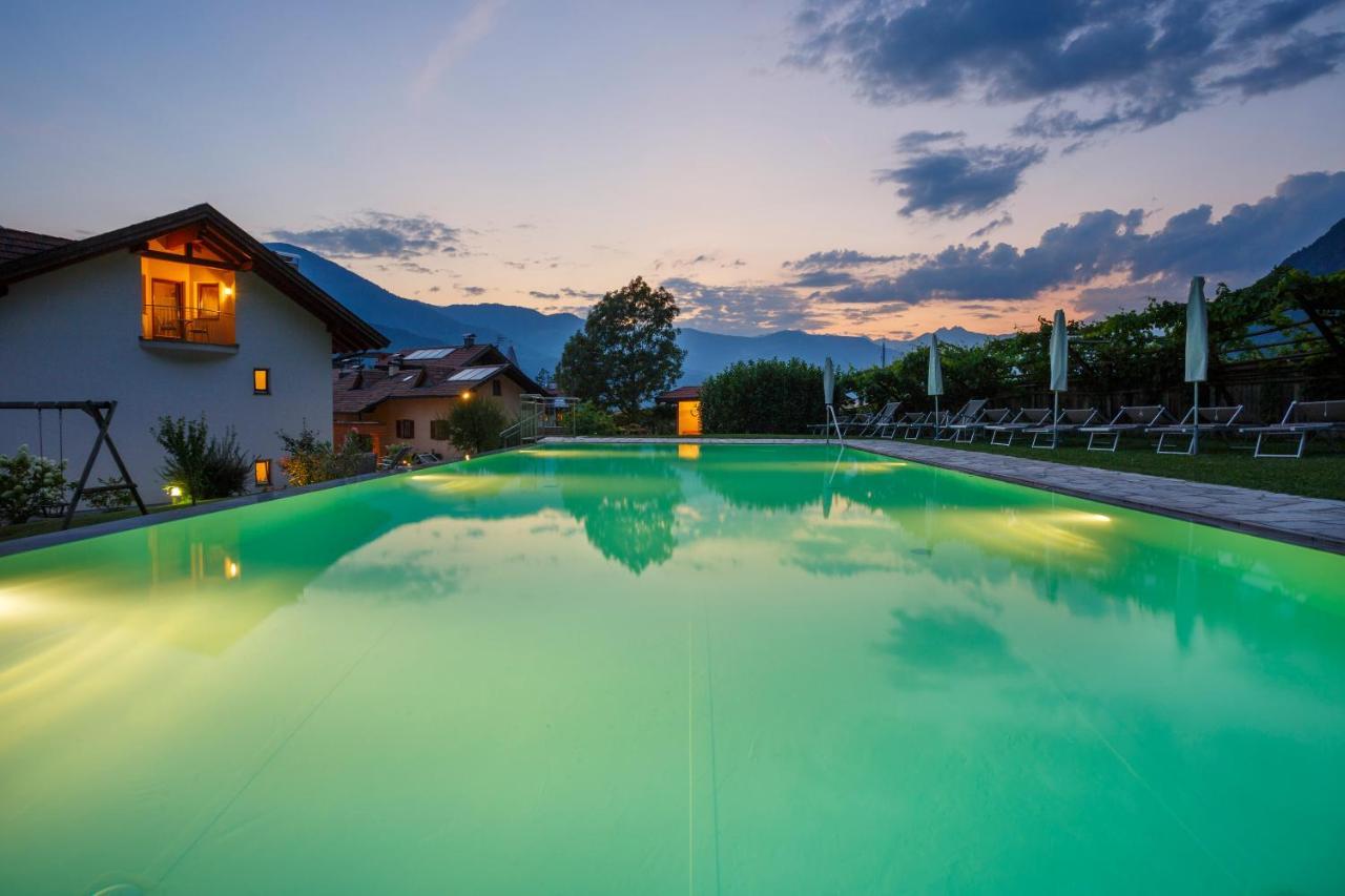 Hotel Neuhausmuehle Vilpiano Екстер'єр фото
